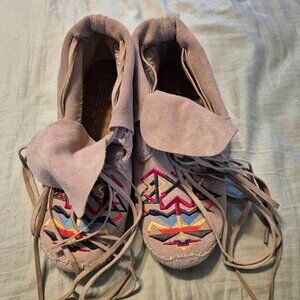 Moccasins by Tom's